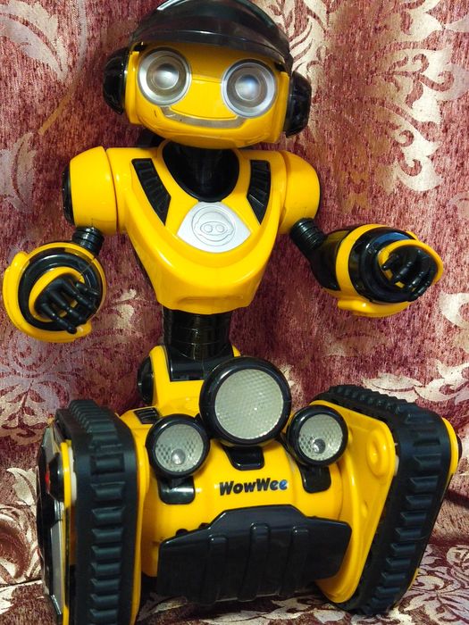 Міні-робот Roborover (WowWe), жовто-чорний робот на пульті керування: 1 ...
