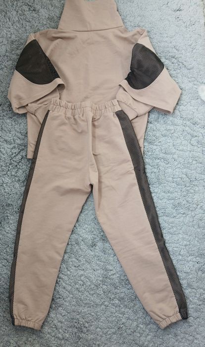 Продам костюм для дівчинки