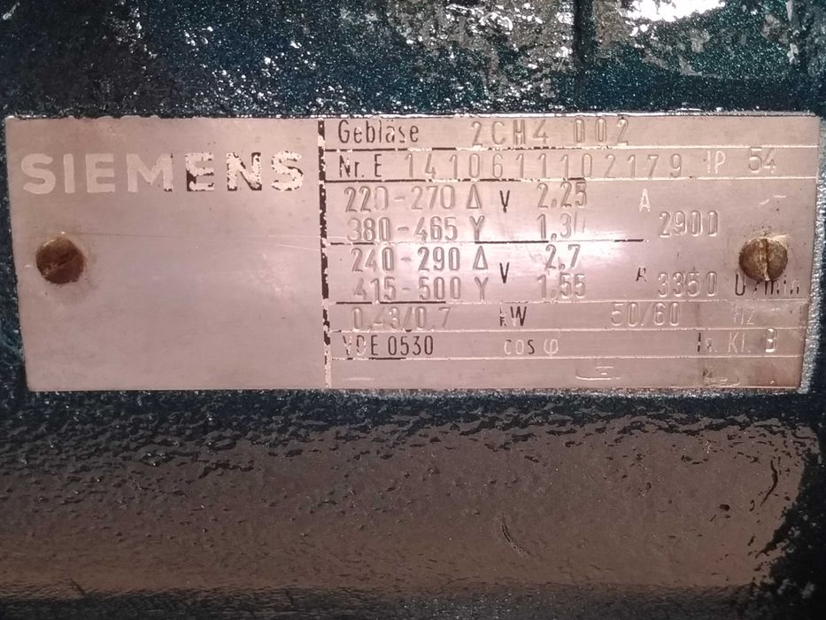 Three-phase vacuum motor64332089827074123