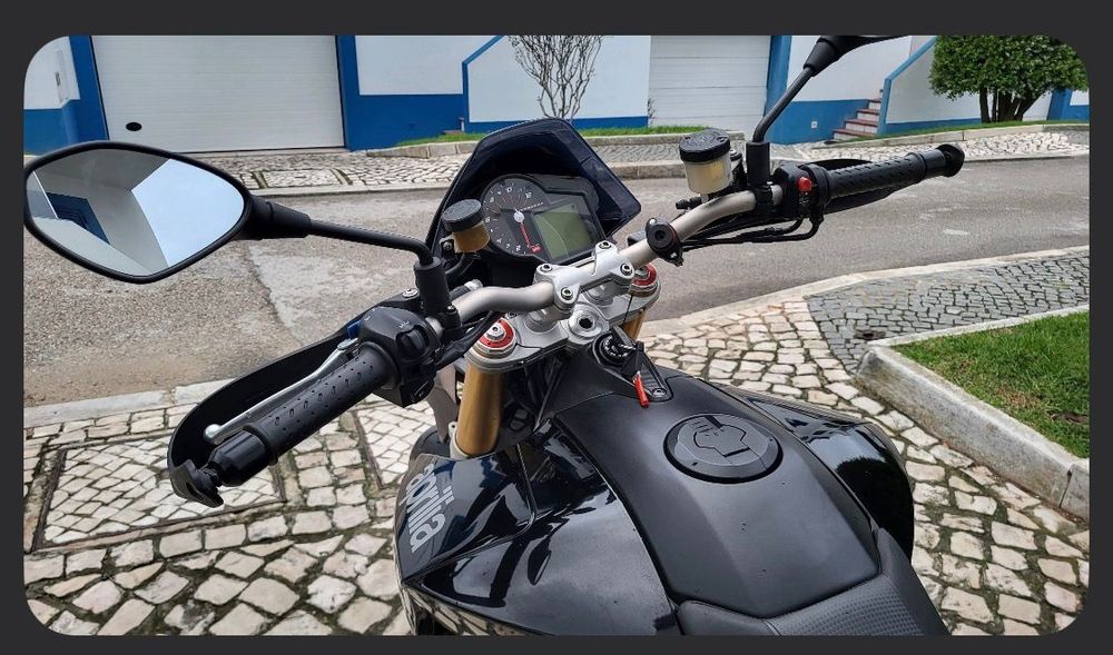 Aprilia Dorsoduro 1200cc