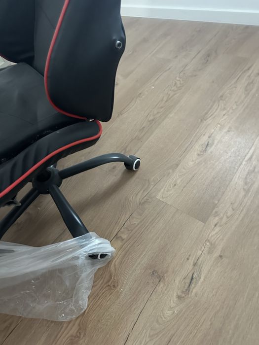 Chair already somewhat worn but with wheels and in good condition64730239796482121