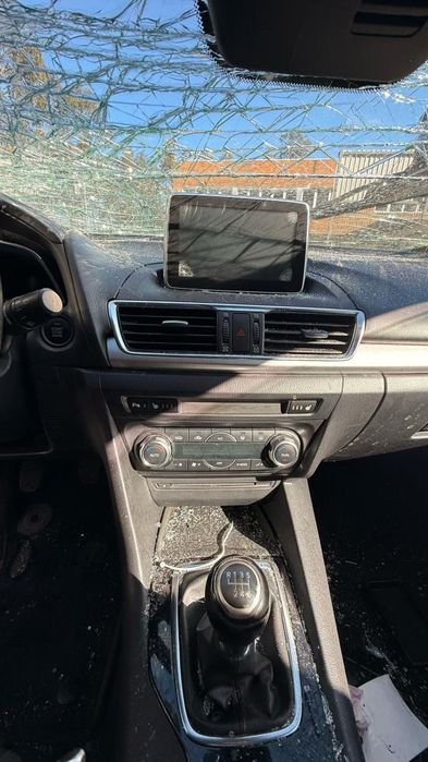 Para peças MAZDA 3 (BM)
