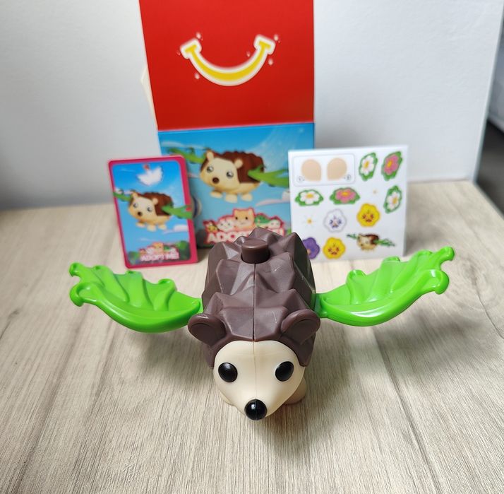 Brinquedo “Adopt Me!” McDonald’s | Ouriço