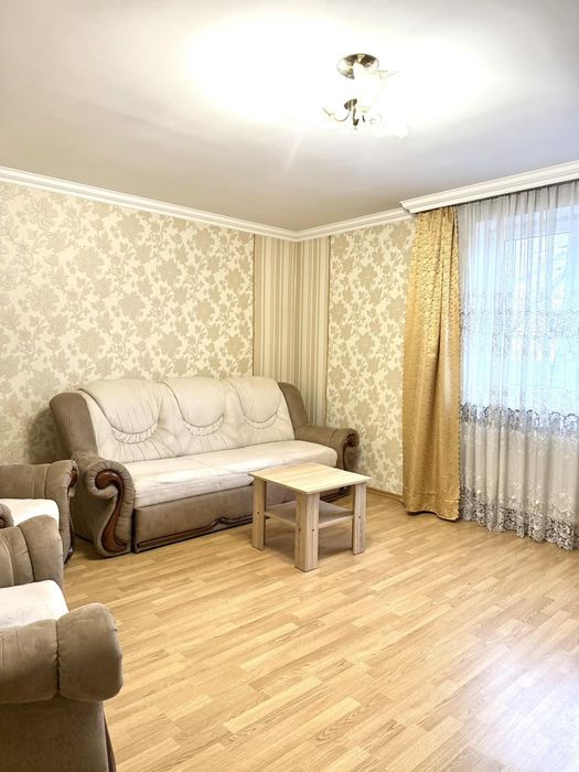 Оренда всього  будинку або половину  будинку