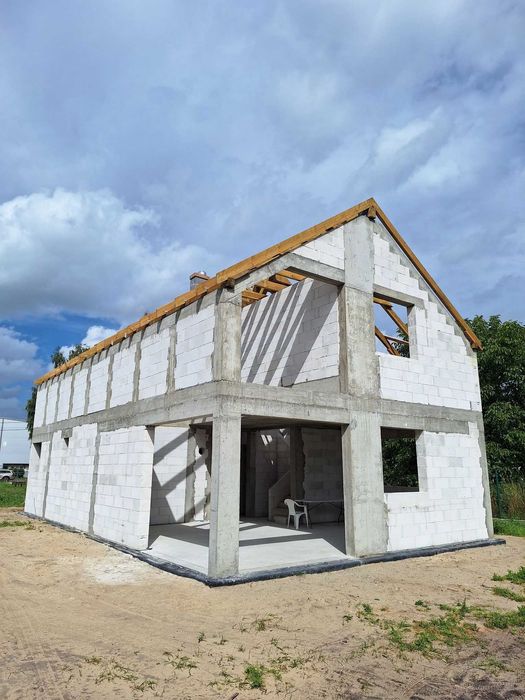 Budowa domów, domu, budynku, stan surowy, usługi budowlane