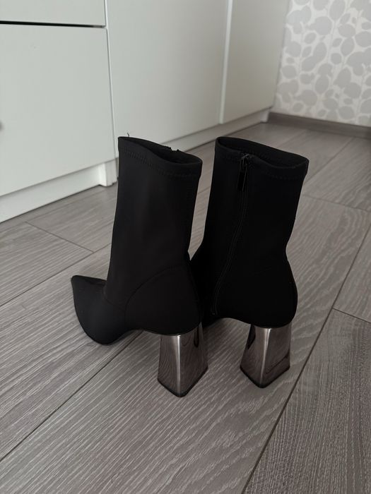 Ботильйони stradivarius