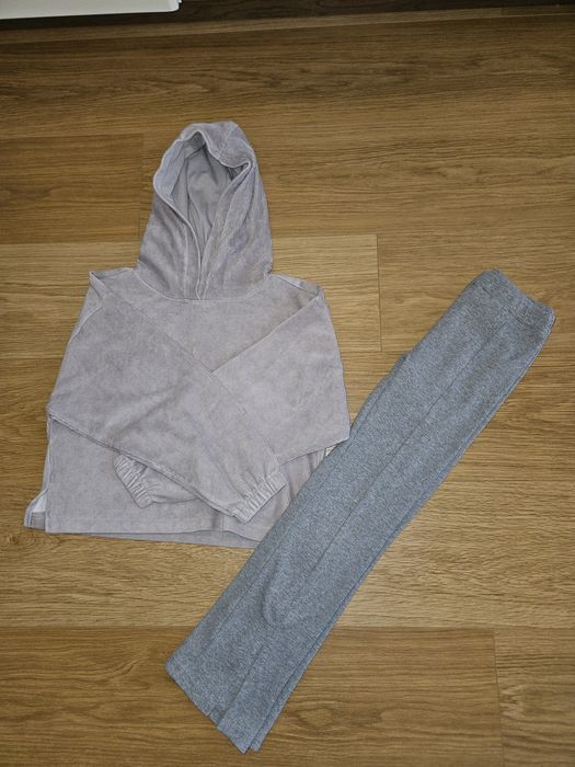 Komplet welurowy r.140