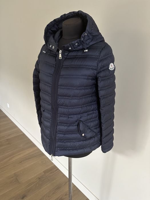 Женская куртка moncler М пуховик