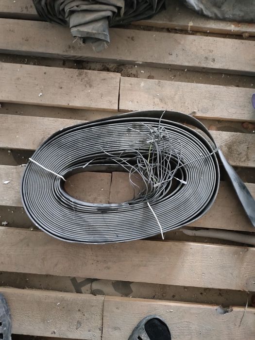 Продам кобель ліфтовий