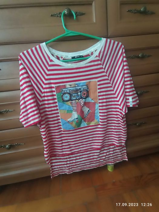 Футболка из хлопка S- M.