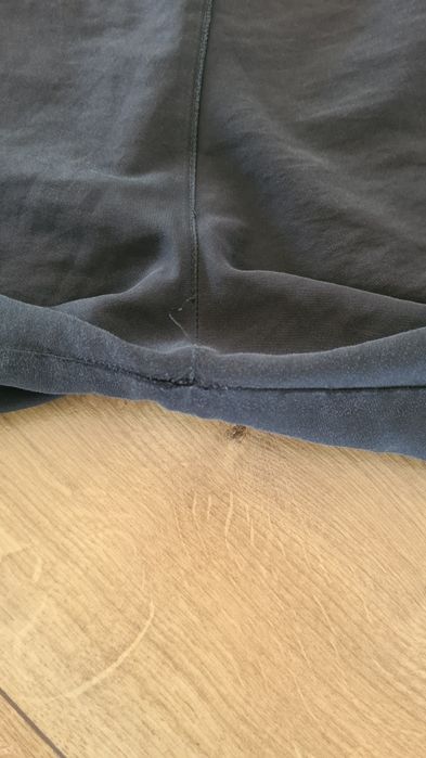 Krótkie spodenki Szorty Adidas. Climalite. Czarne. Żółte paski. Rozmia