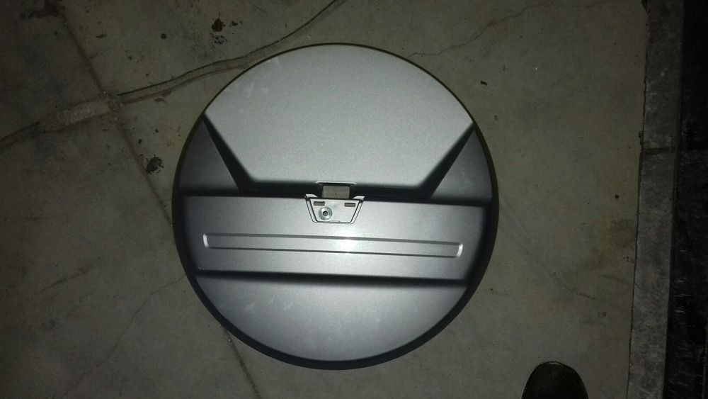 Tampa pneu sobressalente ou suplente do Toyota FJ cruiser 2010