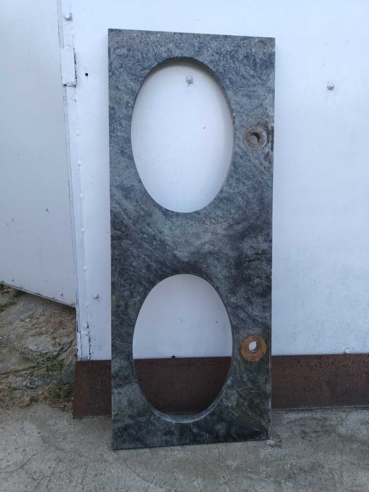 Blat granitowy do łazienki na dwie umywalki