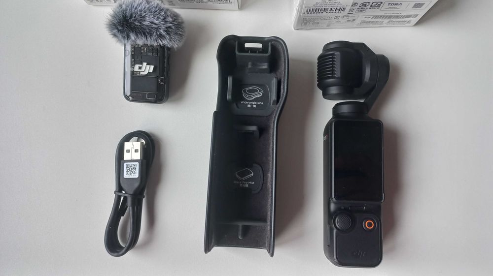 Видеокамера + микрофон DJI OSMO Pocket 3