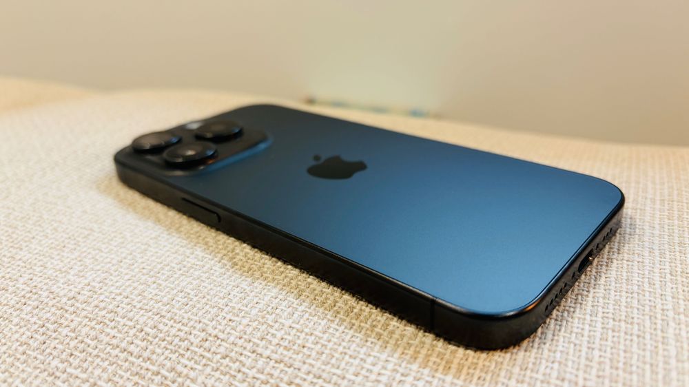 iPhone 15 Pro 512GB – Azul Titânio – Excelente estado