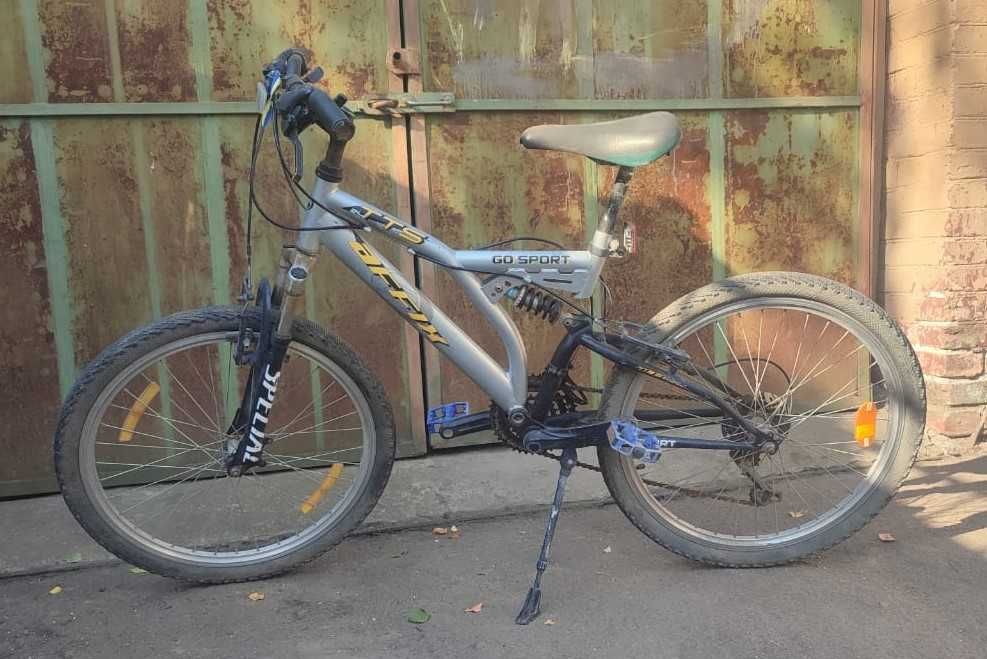 продам підлітковий  велосипед