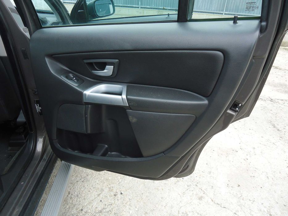 Volvo XC90 2.4 D5 163cv de 2006 só ás peças