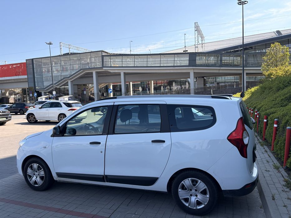 Transport osób / Wynajem auta z kierowcą – Bydgoszcz i okolice