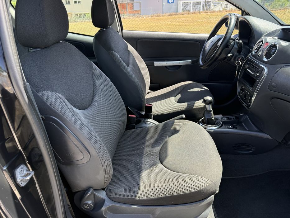 Citroen c2 1.4 hdi vtr 4 lugares