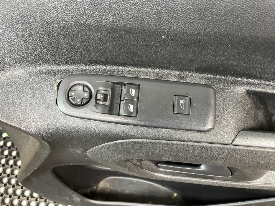 Drzwi przód przednie prawe Berlingo IV Partner IV Combo E EWP 2018-