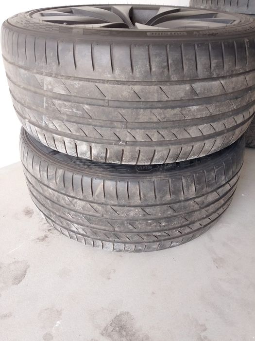 Sprzedam komplet oryginalnych kół