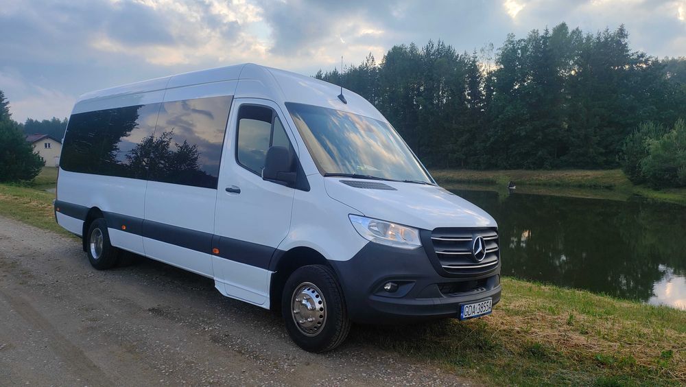 Przewóz osób, wynajem busa, transport osobowy, autobus