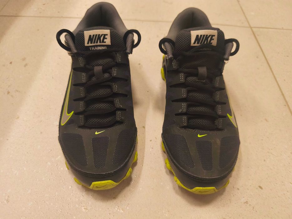 Buty Nike Reax 8 TR rozm. 39 (jak nowe)