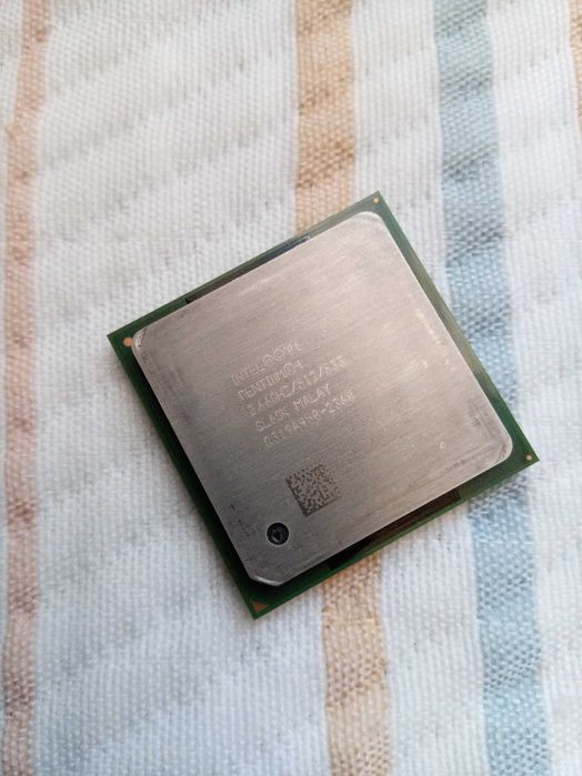 Processador Pentium 4 + Dissipador e Memórias RAM64550646249090121