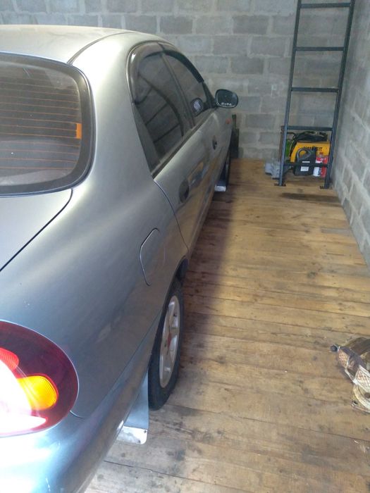 Шевроле  ланос..