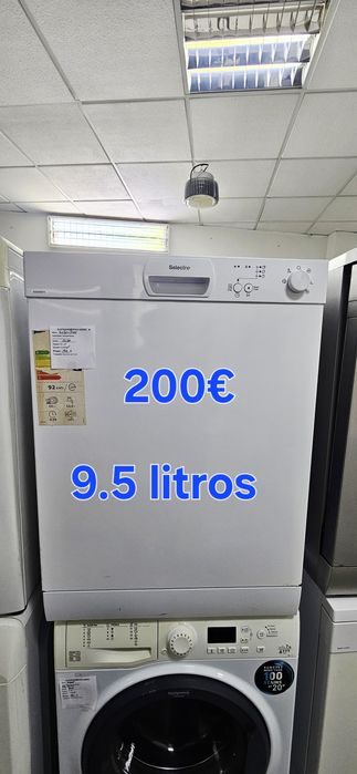 Máquina de Lavar Loiça em Excelente Estado
