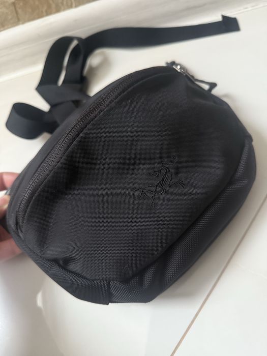 Поясна сумка бананка Arcteryx