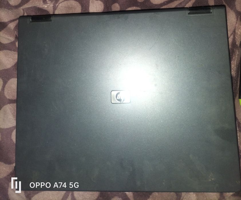 Laptop        HP