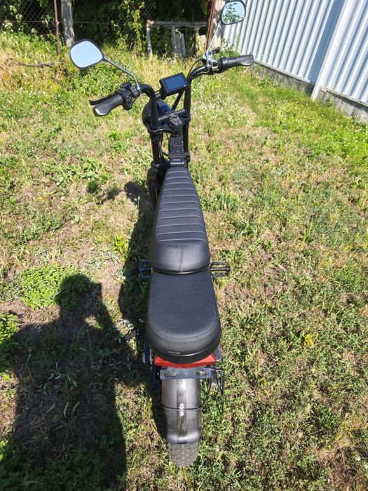 Продам елекровелосипед кросер 777