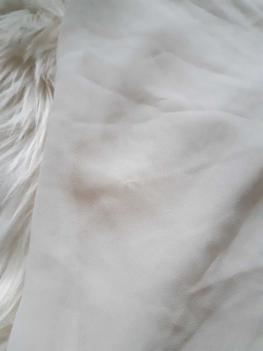 kremowa cienka tiulowa halka na cienkich ramiączkach do sukienek M