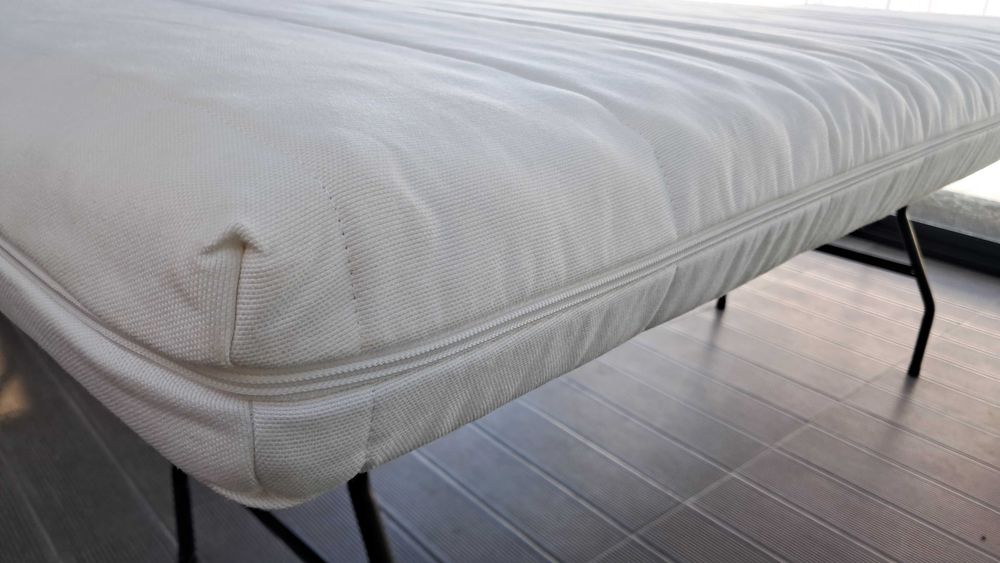 Colchão de solteiro IKEA praticamente novo!