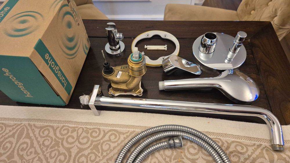 Bateria Hansgrohe – głowica, element zewnętrzne, akcesoria prysznicowe