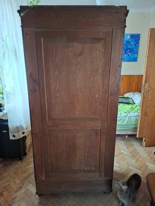 Piękna, dębowa szafa z lustrem