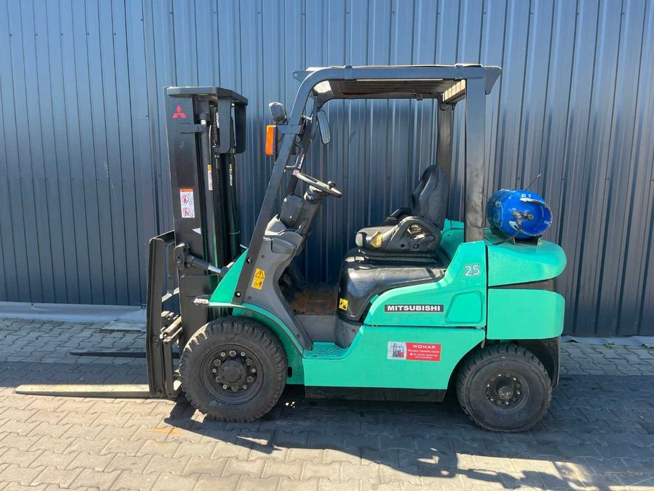 Wózek widłowy Mitsubishi FG25NT Przesuw LPG 2007 rok