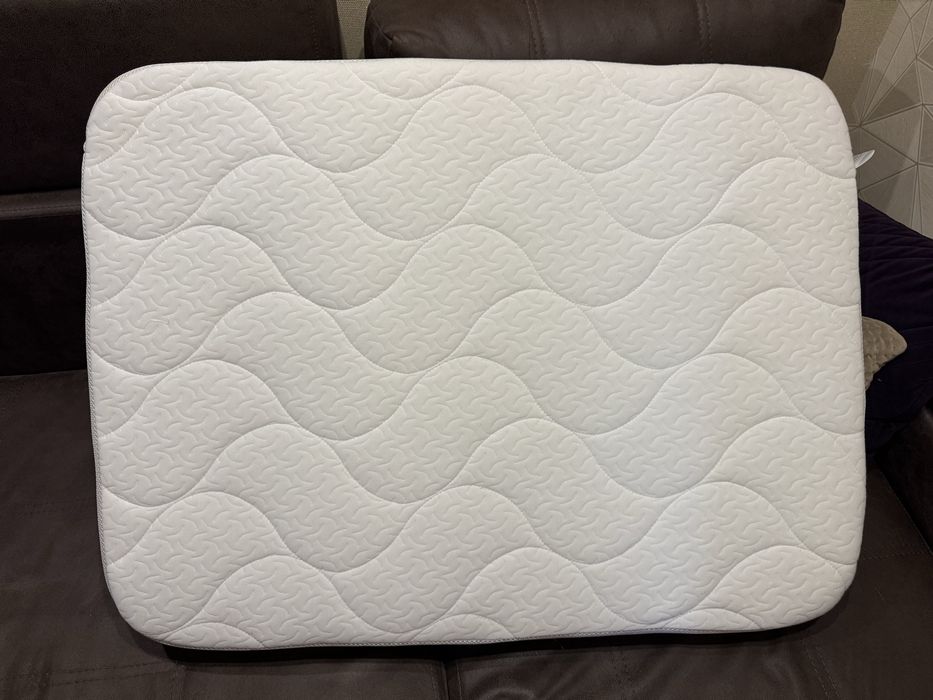 Матрас для кроватки / наматрасник / простынь