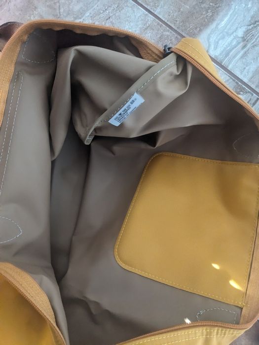 Ogłoszenie do 8.5 Longchamp.Nowa. orginalna. Rozmiar średni.
