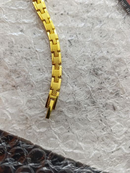 Годинник жіночий наручний