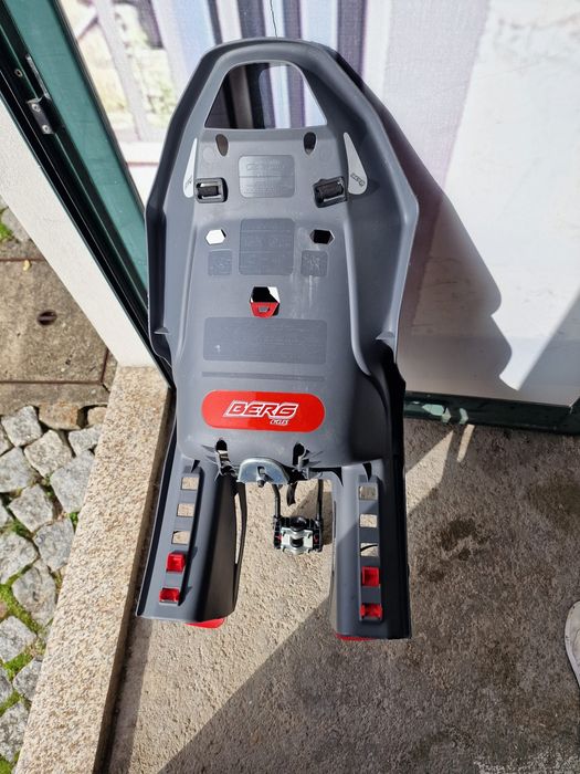 Vendo bicicleta e cadeira de bicicleta