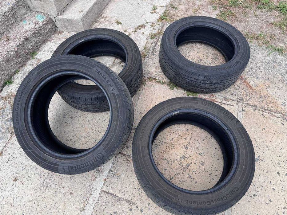 Шини 2 або 4 літні Continental Conti Cross Contact LX2