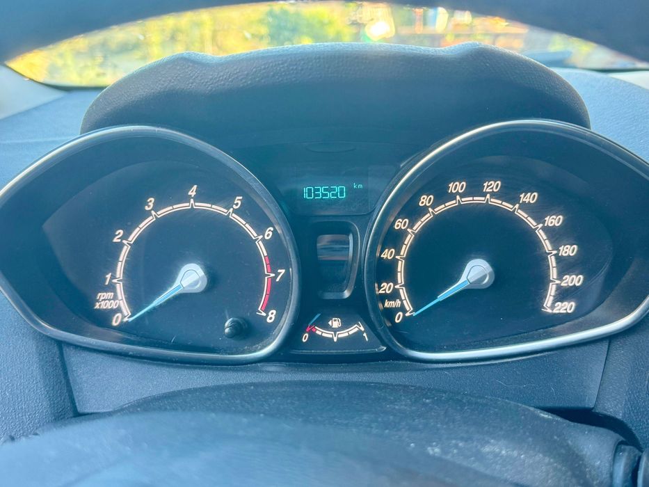 Ford Fiesta 1.0 Ti-VCT Titanium — photo 5
