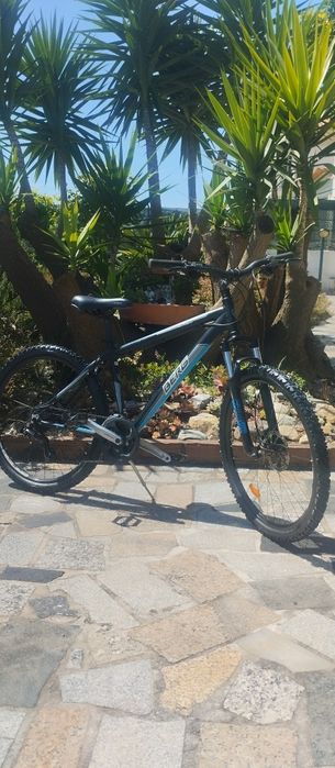 Bicicleta Berg travões hidráulicos