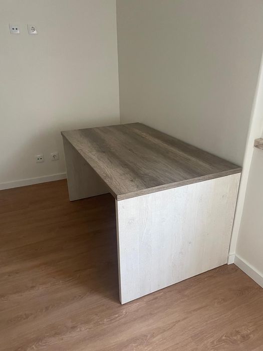 Secretárias de madeira Conforama