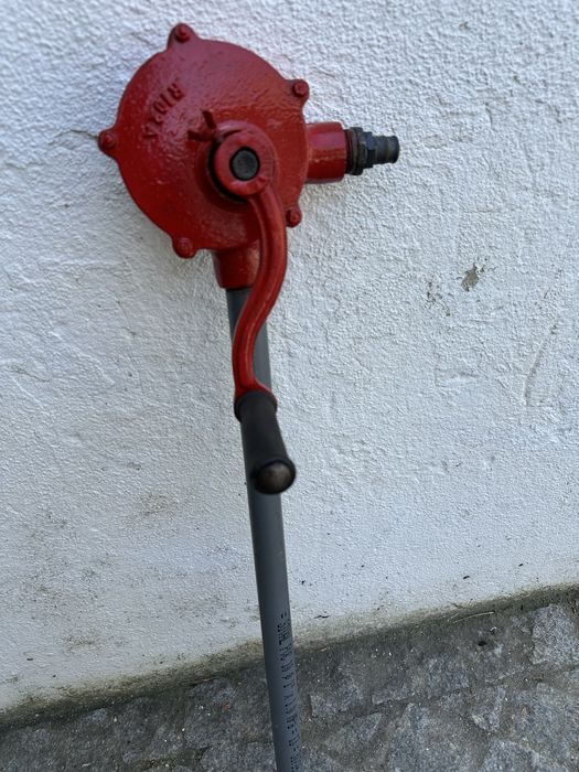 Bomba manual de trasfega