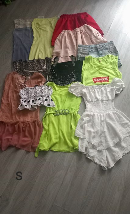 Paczka ubrań letnich damskich