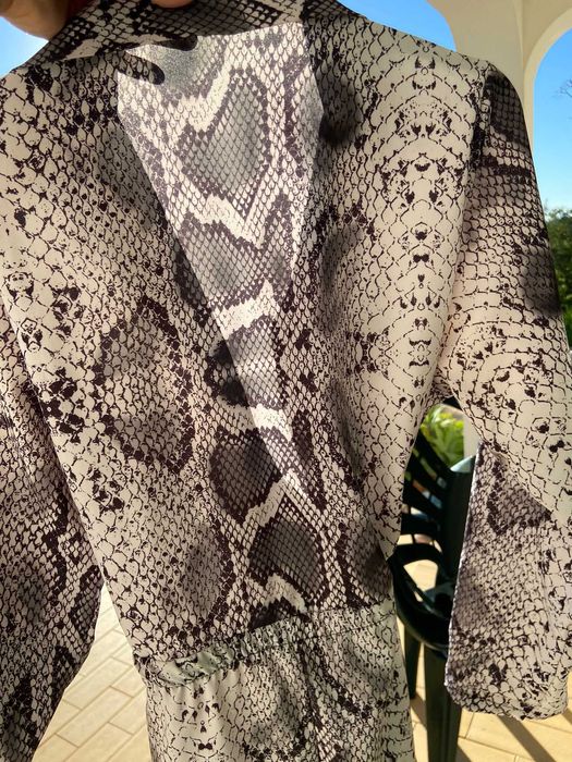 vestido tigresa ajustável na cintura