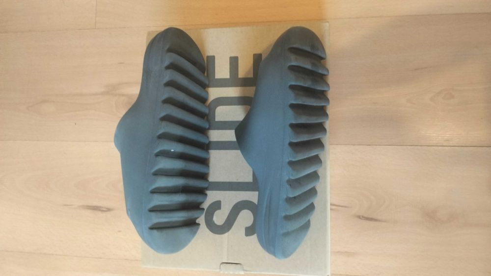 klapki adidas yeezy slide